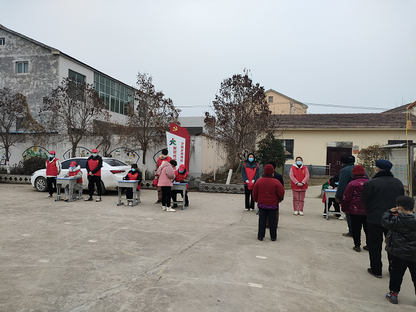 沙集乡郑海村：大学生志愿者 核酸检测现场筑起“青春防线”